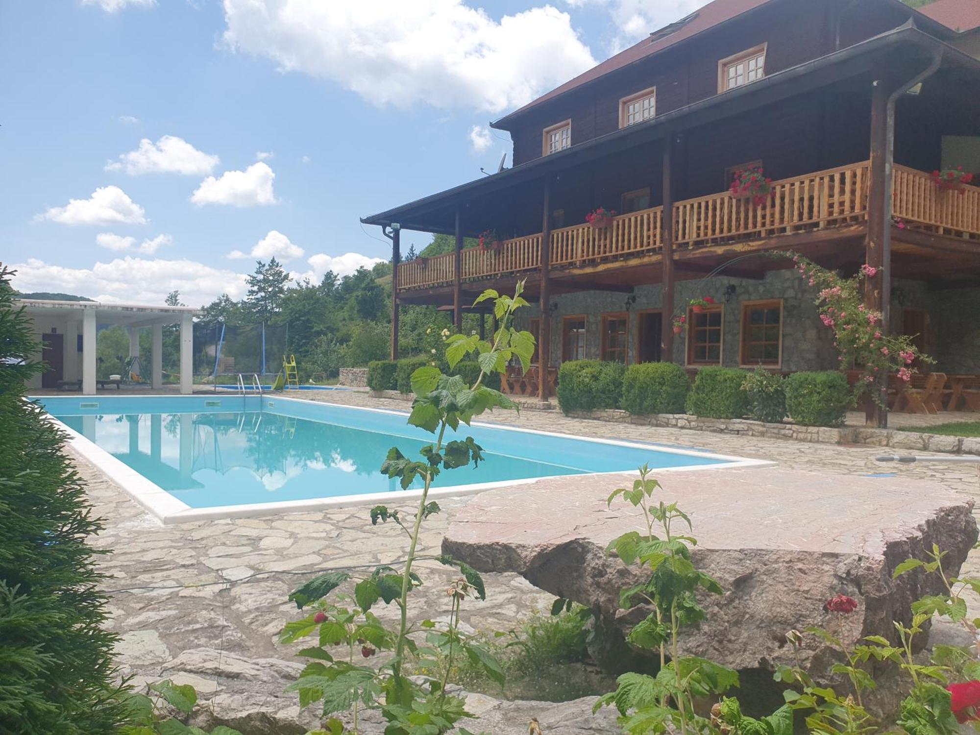 Etno Selo Vrelo & Camping Konuk evi Berane Dış mekan fotoğraf