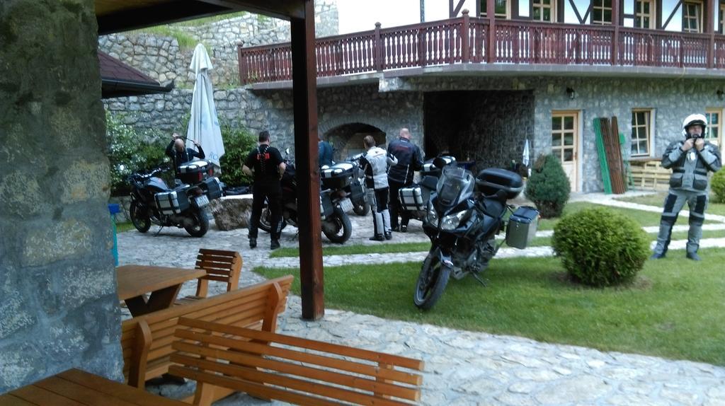 Hotel & Camping Etno Selo Vrelo Berane Dış mekan fotoğraf