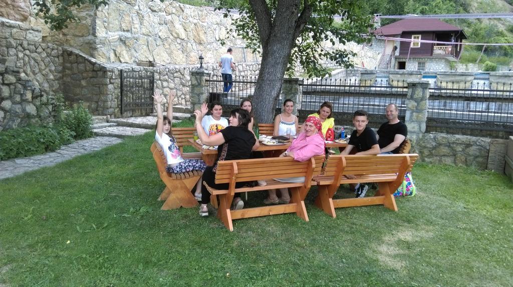 Etno Selo Vrelo & Camping Konuk evi Berane Dış mekan fotoğraf